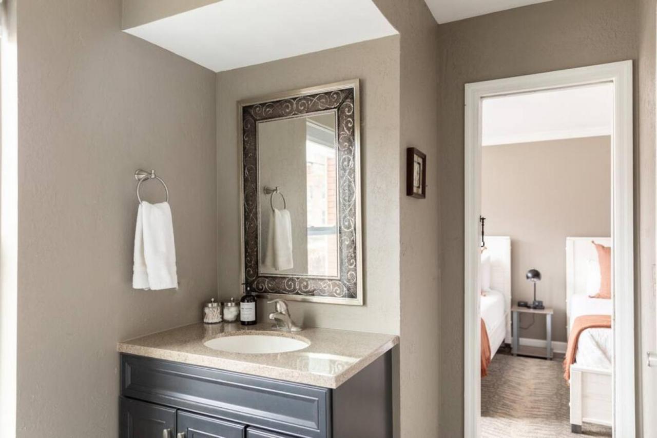 Downtown Nashville Condo, Walk To Broadway With Free Parking Exterior photo